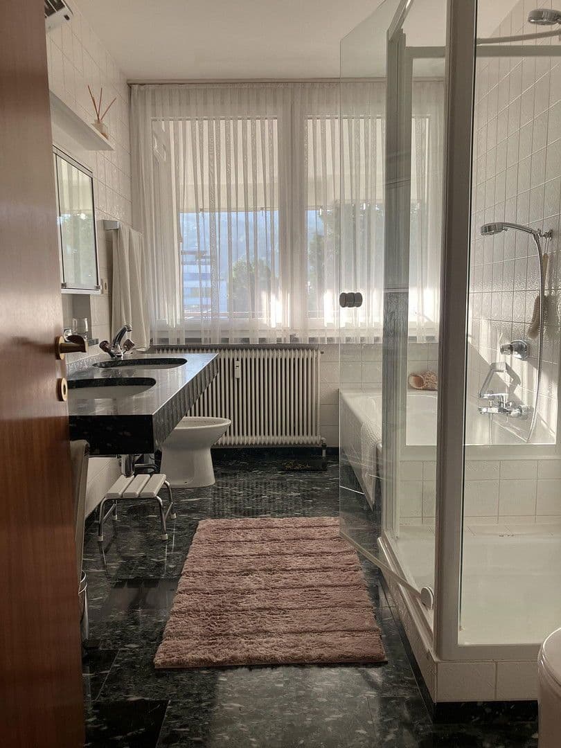 Pronájem bytu 5+1 188 m², Schulgasse, Dornbirn, Vorarlbersko Pronájem bytu 5+1 188 m², Schulgasse, Dornbirn, Vorarlbersko