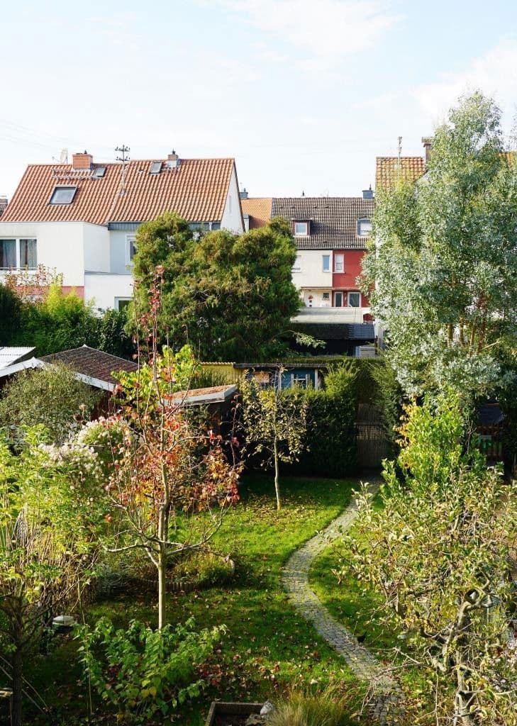 Prodej domu 100 m², pozemek 202 m², Arnstädter Weg 20, Frankfurt, Hessen Prodej domu 100 m², pozemek 202 m², Arnstädter Weg 20, Frankfurt, Hessen