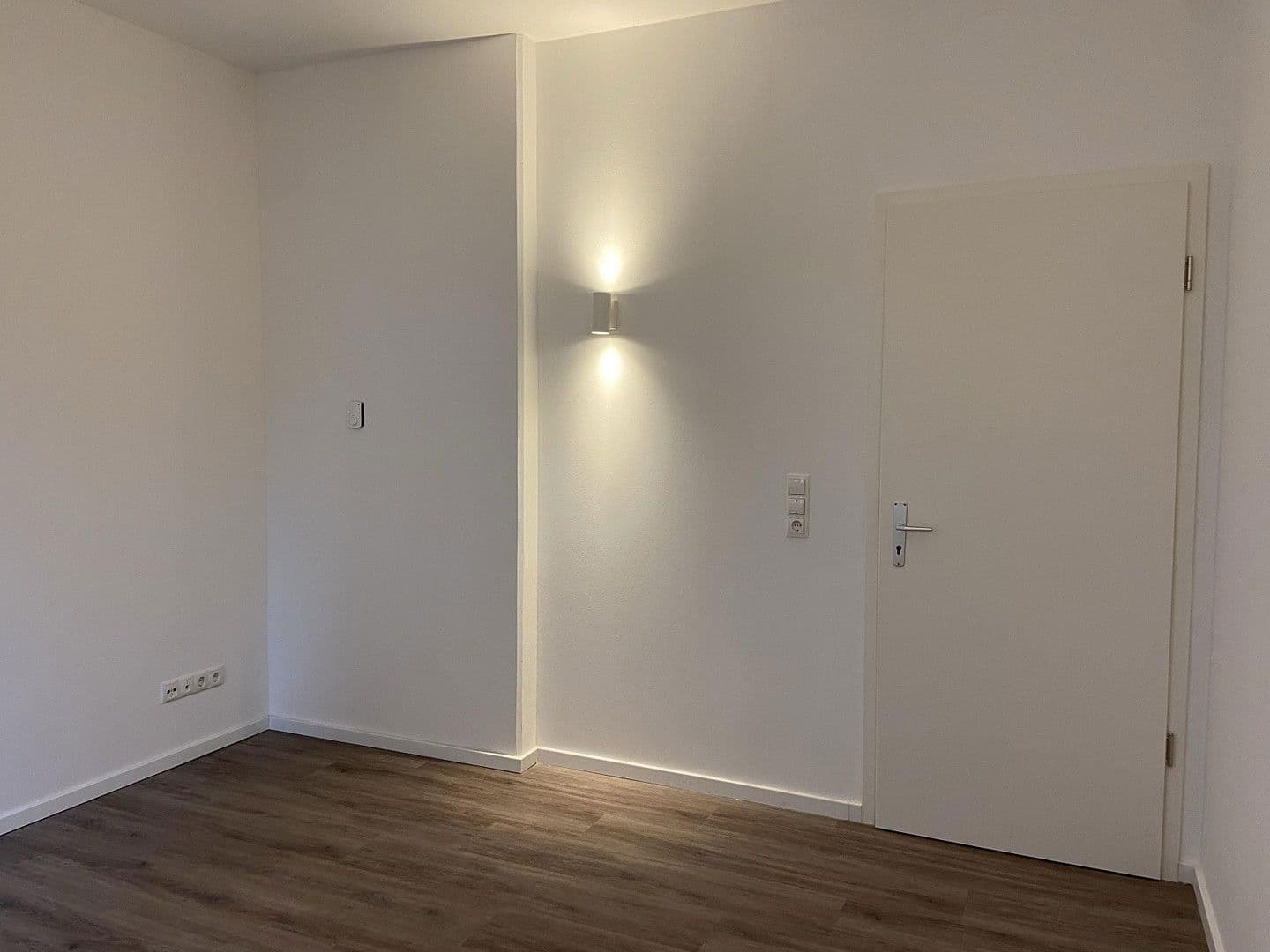 Pronájem kanceláře 23 m², Strandstraße 136, Timmendorfer Strand, Šlesvicko-Holštýnsko Pronájem kanceláře 23 m², Strandstraße 136, Timmendorfer Strand, Šlesvicko-Holštýnsko