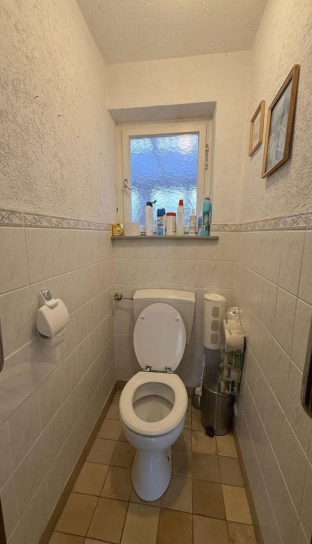 Prodej domu 200 m², pozemek 499 m², Rossentalstraße 122, Albstadt, Bádensko-Württembersko Prodej domu 200 m², pozemek 499 m², Rossentalstraße 122, Albstadt, Bádensko-Württembersko