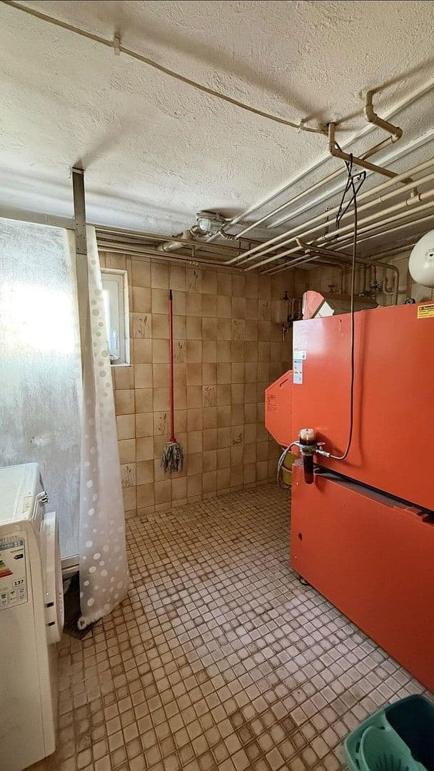 Prodej domu 200 m², pozemek 499 m², Rossentalstraße 122, Albstadt, Bádensko-Württembersko Prodej domu 200 m², pozemek 499 m², Rossentalstraße 122, Albstadt, Bádensko-Württembersko