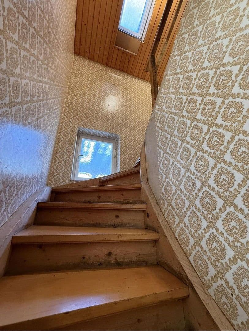 Prodej domu 200 m², pozemek 499 m², Rossentalstraße 122, Albstadt, Bádensko-Württembersko Prodej domu 200 m², pozemek 499 m², Rossentalstraße 122, Albstadt, Bádensko-Württembersko