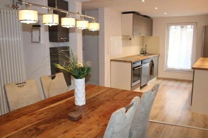 Prodej bytu 4+1 95 m², Im Unterdorf 44, Waiblingen, Bádensko-Württembersko Prodej bytu 4+1 95 m², Im Unterdorf 44, Waiblingen, Bádensko-Württembersko