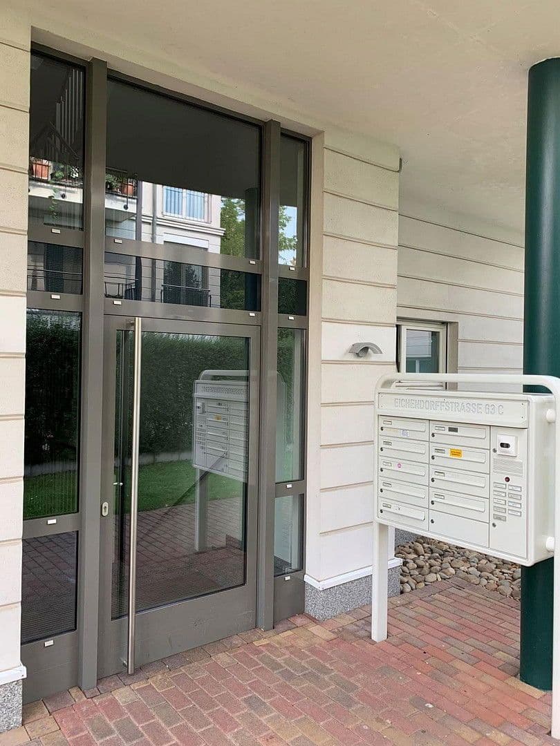 Pronájem bytu 3+1 97 m², Eichendorffstraße 63c, Frankfurt am Main, Hessen Pronájem bytu 3+1 97 m², Eichendorffstraße 63c, Frankfurt am Main, Hessen