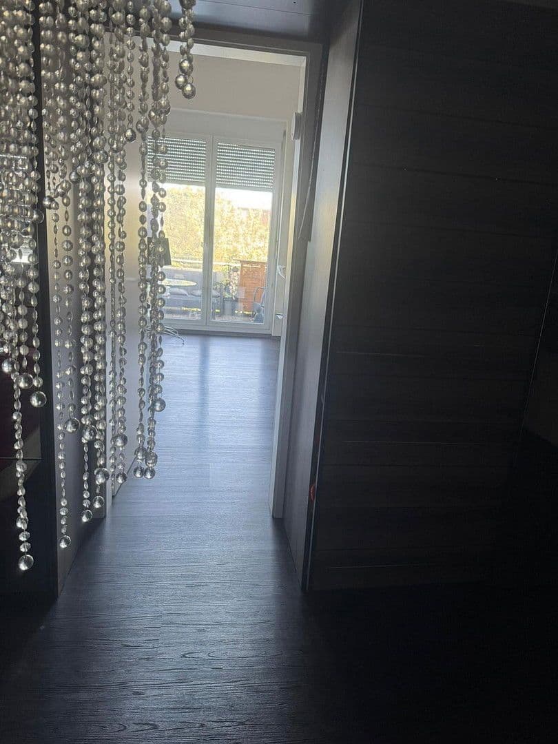 Pronájem bytu 3+1 80 m², Kansasstrase, Kornwestheim, Bádensko-Württembersko Pronájem bytu 3+1 80 m², Kansasstrase, Kornwestheim, Bádensko-Württembersko