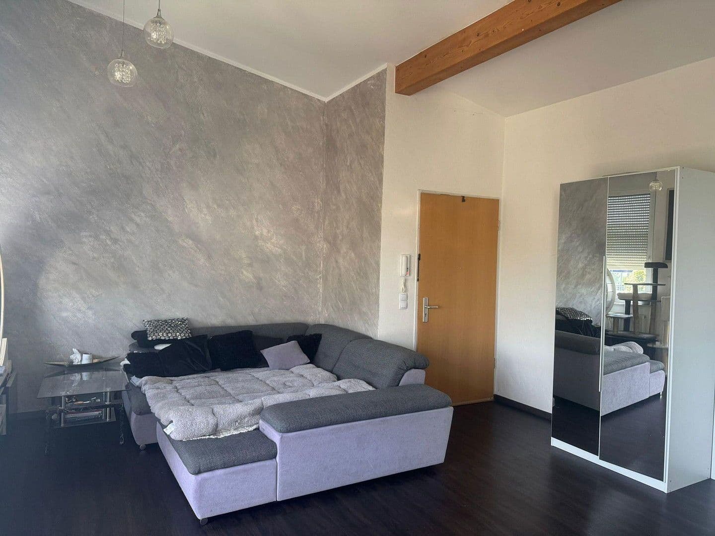 Pronájem bytu 3+1 80 m², Kansasstrase, Kornwestheim, Bádensko-Württembersko Pronájem bytu 3+1 80 m², Kansasstrase, Kornwestheim, Bádensko-Württembersko