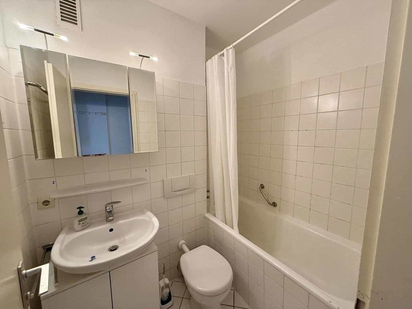 Pronájem bytu 1+1 28 m², München, Bavorsko Pronájem bytu 1+1 28 m², München, Bavorsko