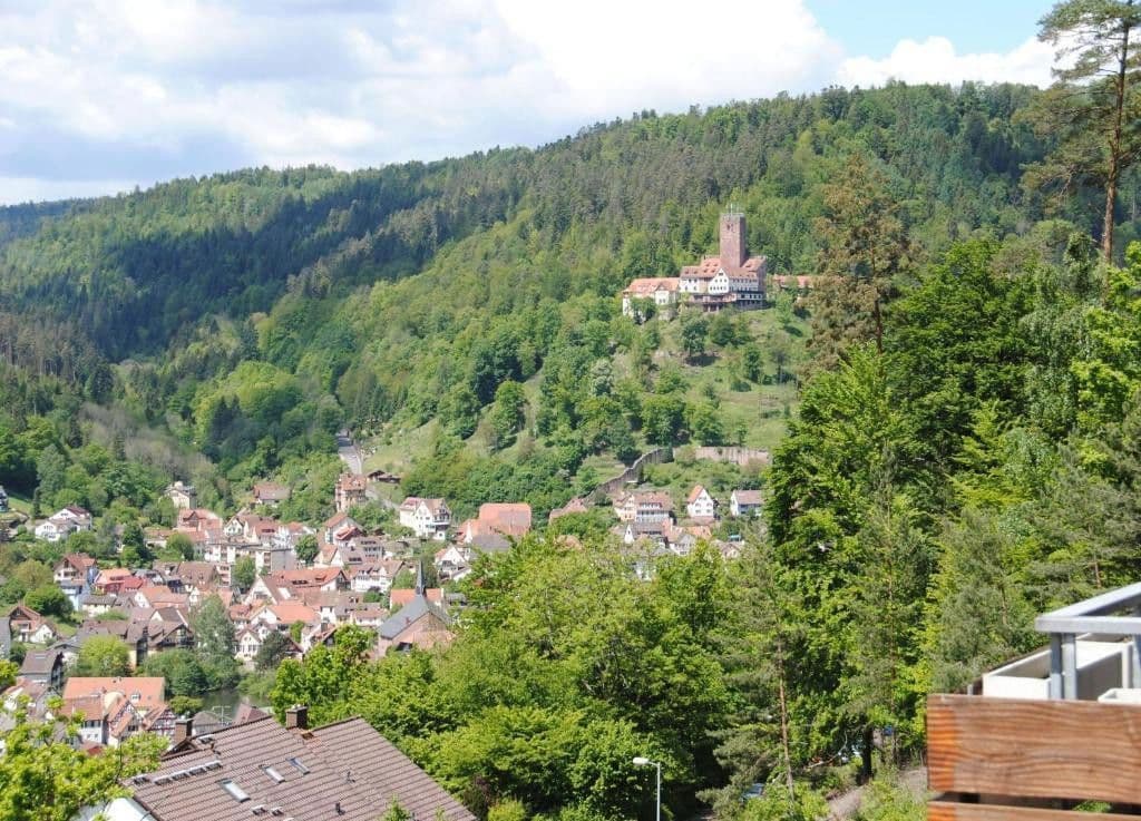 Pronájem bytu 1+1 37 m², Hölderlinstraße 1, Bad Liebenzell, Bádensko-Württembersko Pronájem bytu 1+1 37 m², Hölderlinstraße 1, Bad Liebenzell, Bádensko-Württembersko