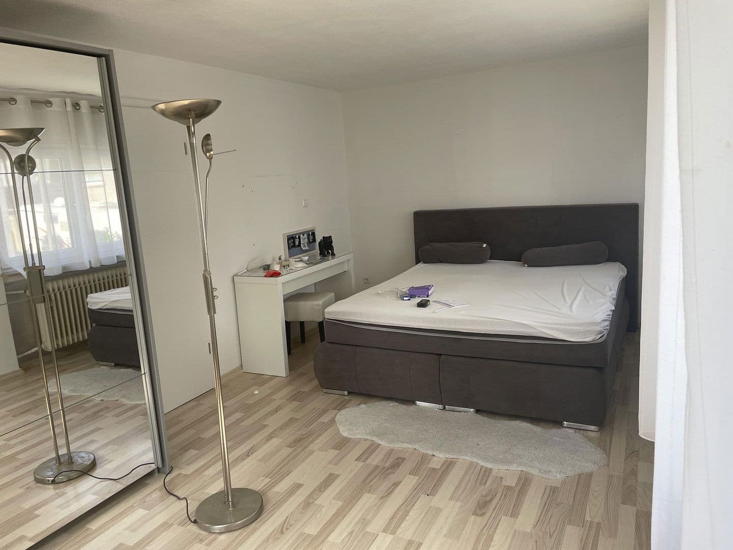 Prodej domu 280 m², pozemek 390 m², Großen-Busecker Str. 17, Buseck, Hessen Prodej domu 280 m², pozemek 390 m², Großen-Busecker Str. 17, Buseck, Hessen