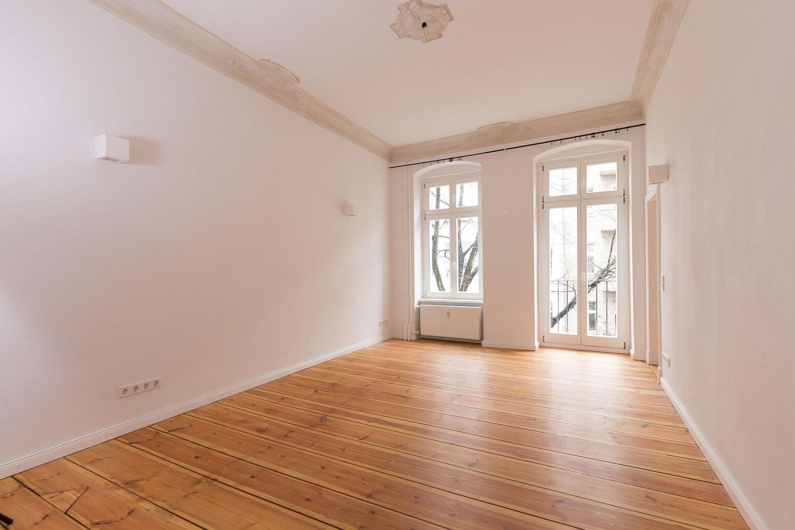 Prodej bytu 4+1 105 m², Kienitzer Str. 111, Berlin, Berlín Prodej bytu 4+1 105 m², Kienitzer Str. 111, Berlin, Berlín