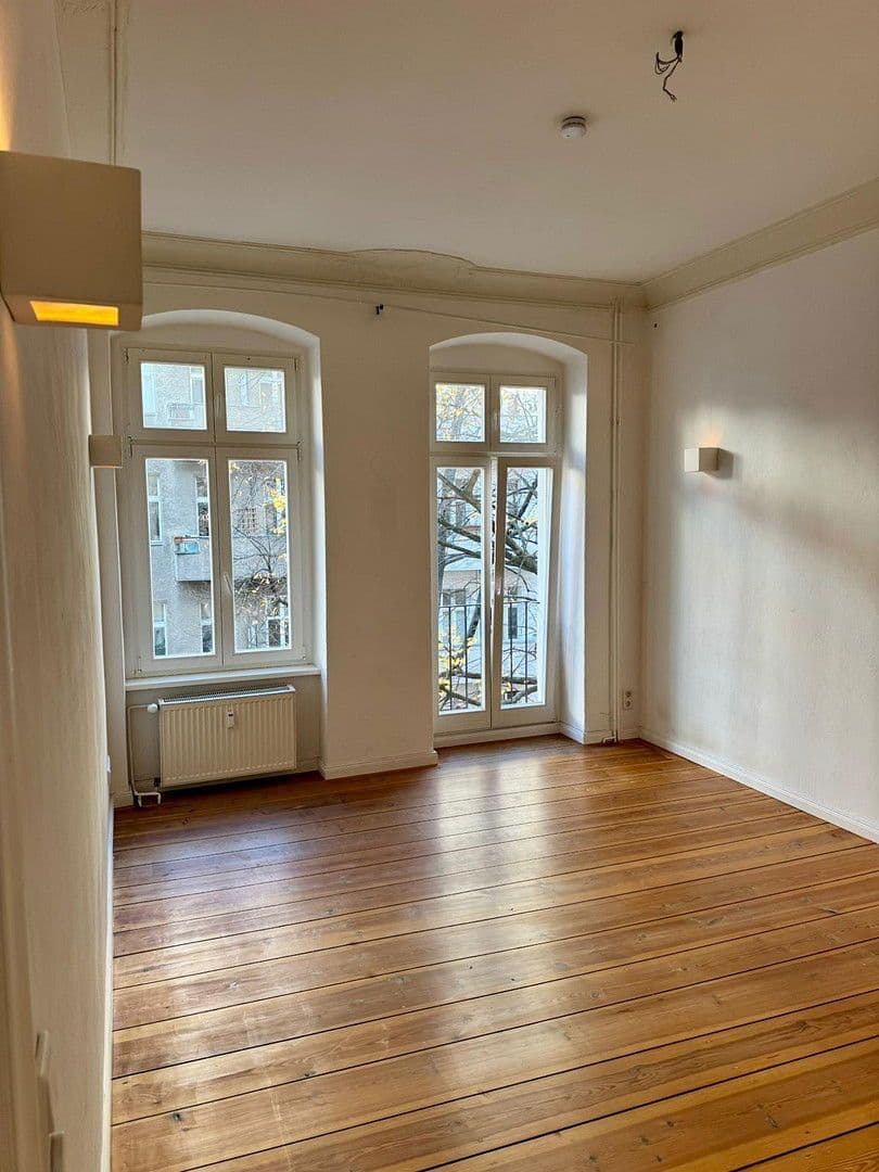 Prodej bytu 4+1 105 m², Kienitzer Str. 111, Berlin, Berlín Prodej bytu 4+1 105 m², Kienitzer Str. 111, Berlin, Berlín