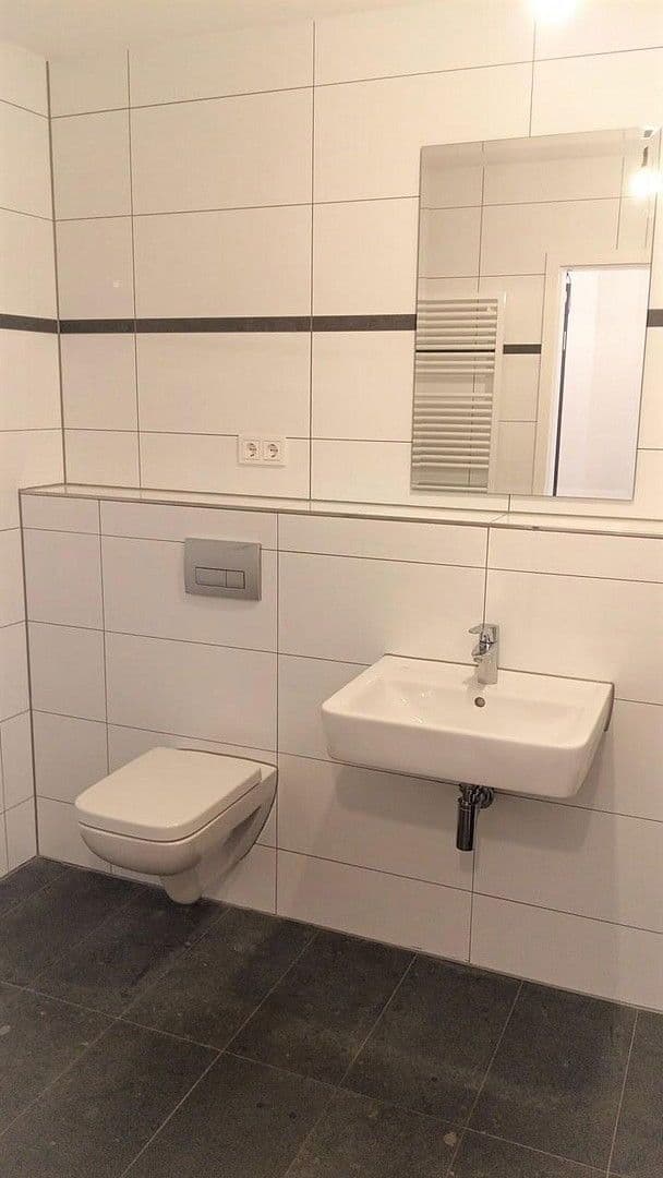 Prodej domu 1.531 m², pozemek 1.077 m², Lantzalle 1, Düsseldorf, Severní Porýní-Vestfálsko Prodej domu 1.531 m², pozemek 1.077 m², Lantzalle 1, Düsseldorf, Severní Porýní-Vestfálsko