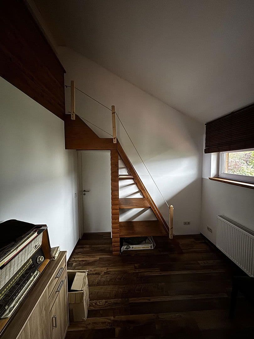 Prodej domu 273 m², pozemek 655 m², Einbeck, Dolní Sasko Prodej domu 273 m², pozemek 655 m², Einbeck, Dolní Sasko