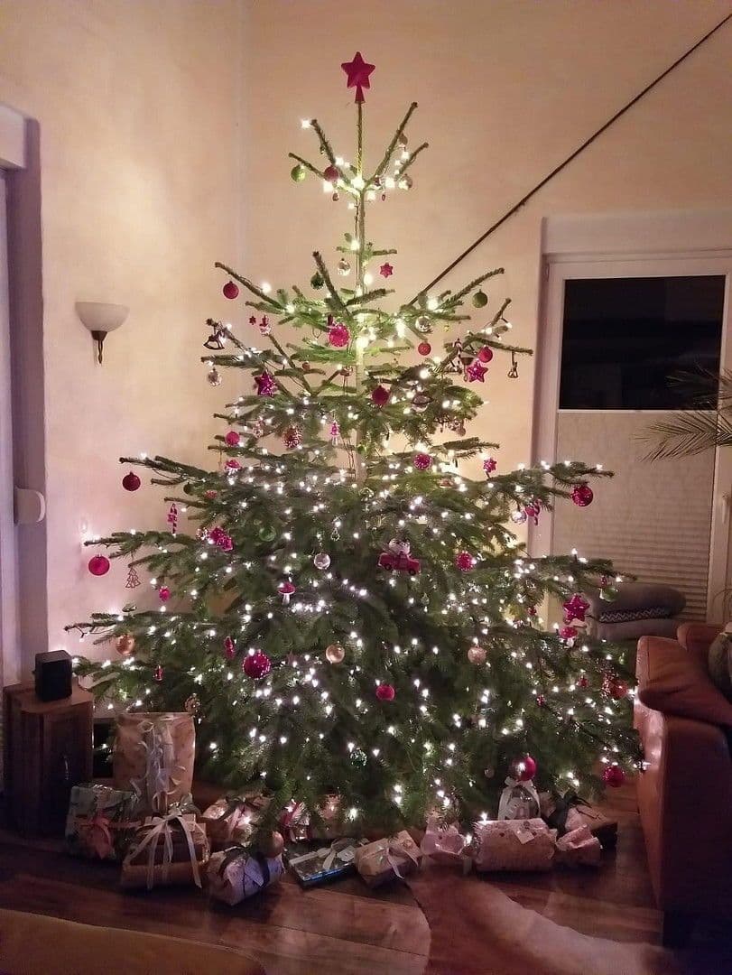 Prodej domu 273 m², pozemek 655 m², Einbeck, Dolní Sasko Prodej domu 273 m², pozemek 655 m², Einbeck, Dolní Sasko