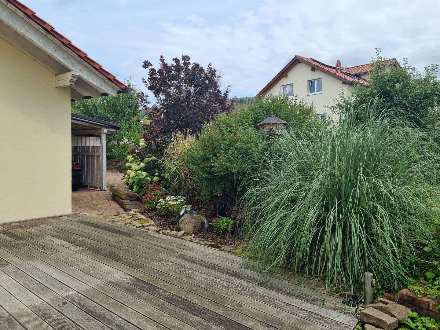 Prodej domu 273 m², pozemek 655 m², Einbeck, Dolní Sasko Prodej domu 273 m², pozemek 655 m², Einbeck, Dolní Sasko