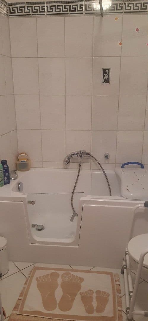 Pronájem bytu 2+1 68 m², Gärtnerstr. 24-26, Duisburg, Severní Porýní-Vestfálsko Pronájem bytu 2+1 68 m², Gärtnerstr. 24-26, Duisburg, Severní Porýní-Vestfálsko