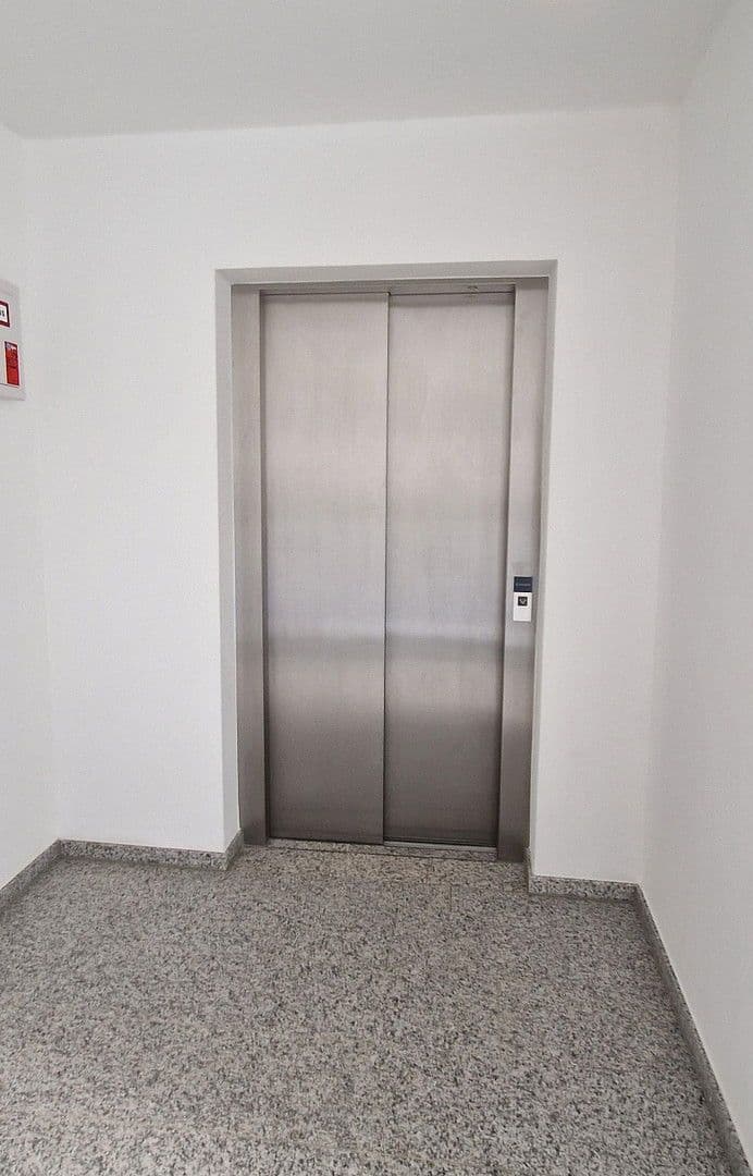 Prodej bytu 3+1 100 m², Bruchsal, Bádensko-Württembersko Prodej bytu 3+1 100 m², Bruchsal, Bádensko-Württembersko