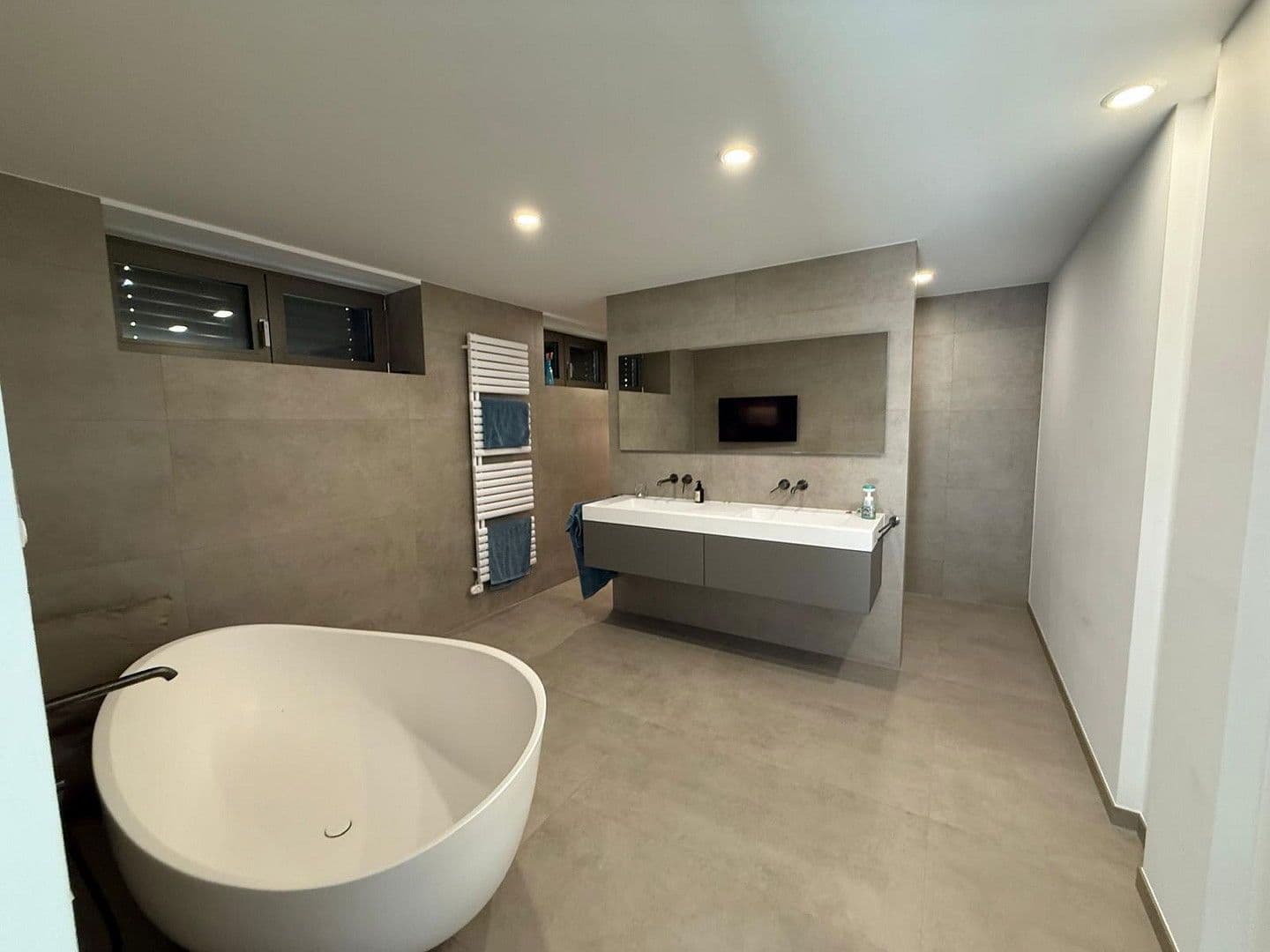 Prodej domu 330 m², pozemek 1.895 m², Herdecke, Severní Porýní-Vestfálsko Prodej domu 330 m², pozemek 1.895 m², Herdecke, Severní Porýní-Vestfálsko