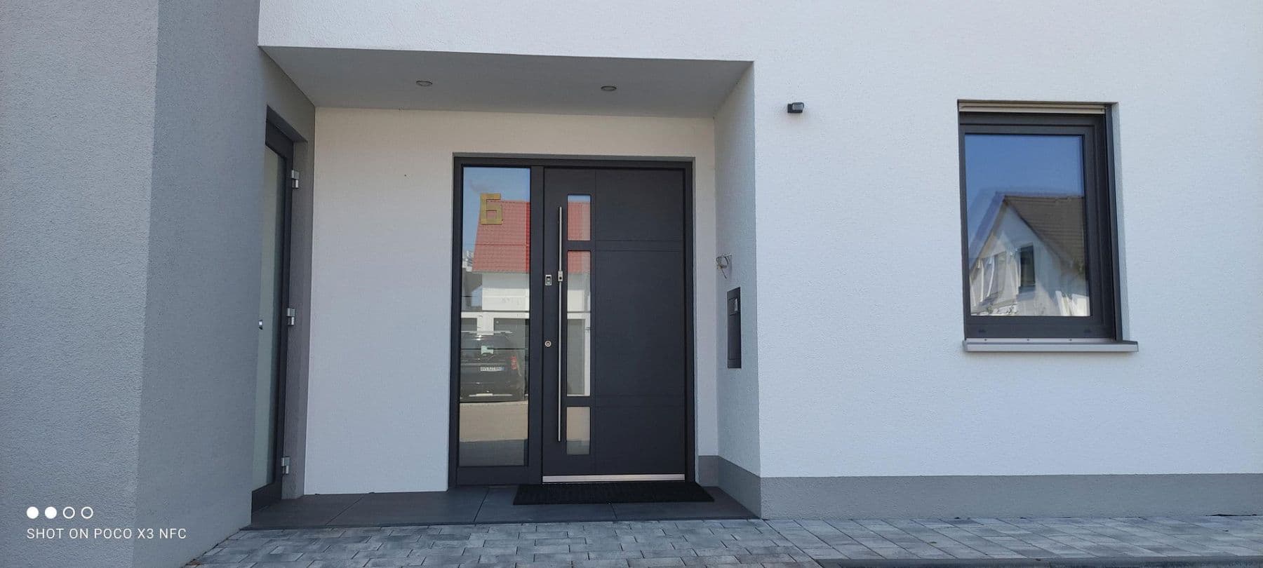 Prodej domu 247 m², pozemek 553 m², Rosengarten, Bádensko-Württembersko Prodej domu 247 m², pozemek 553 m², Rosengarten, Bádensko-Württembersko