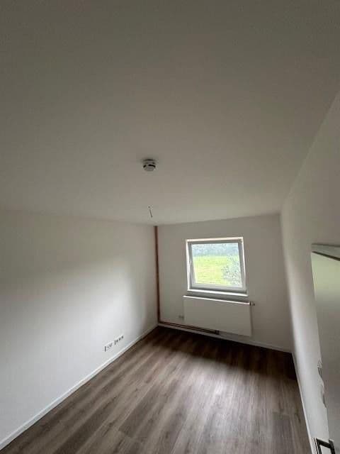 Pronájem bytu 3+1 69 m², Hirschberger Str. 3, Rehburg-Loccum, Dolní Sasko Pronájem bytu 3+1 69 m², Hirschberger Str. 3, Rehburg-Loccum, Dolní Sasko