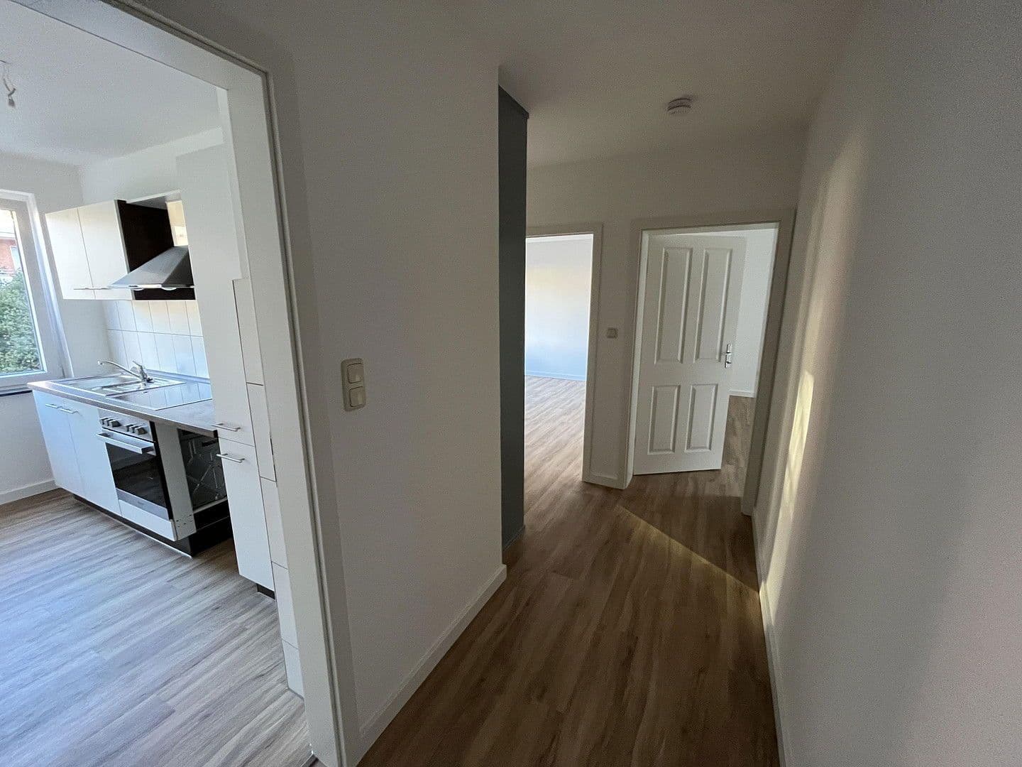 Pronájem bytu 2+1 57 m², Lübeck, Šlesvicko-Holštýnsko Pronájem bytu 2+1 57 m², Lübeck, Šlesvicko-Holštýnsko