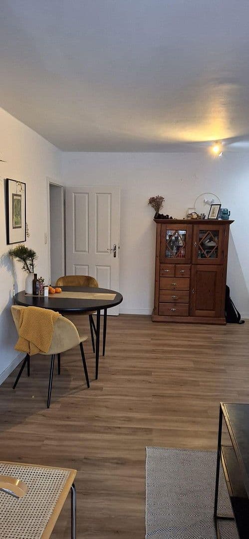 Pronájem bytu 2+1 57 m², Lübeck, Šlesvicko-Holštýnsko Pronájem bytu 2+1 57 m², Lübeck, Šlesvicko-Holštýnsko