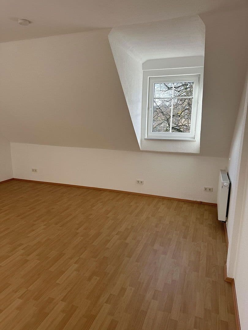 Pronájem bytu 2+1 105 m², Kirchstraße 2, Saarbrücken, Země Sársko Pronájem bytu 2+1 105 m², Kirchstraße 2, Saarbrücken, Země Sársko