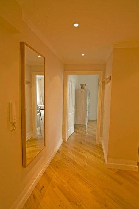 Pronájem bytu 2+1 68 m², Dom-Petro-Straße, München, Bavorsko Pronájem bytu 2+1 68 m², Dom-Petro-Straße, München, Bavorsko