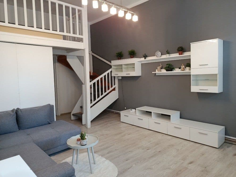 Pronájem bytu 1+1 40 m², Sokolovská, Karlovy Vary, Karlovarský kraj Pronájem bytu 1+1 40 m², Sokolovská, Karlovy Vary, Karlovarský kraj