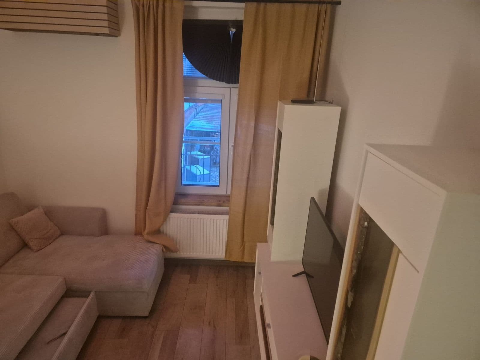 Pronájem bytu 1+1 30 m², Strakonická, Praha, Praha Pronájem bytu 1+1 30 m², Strakonická, Praha, Praha