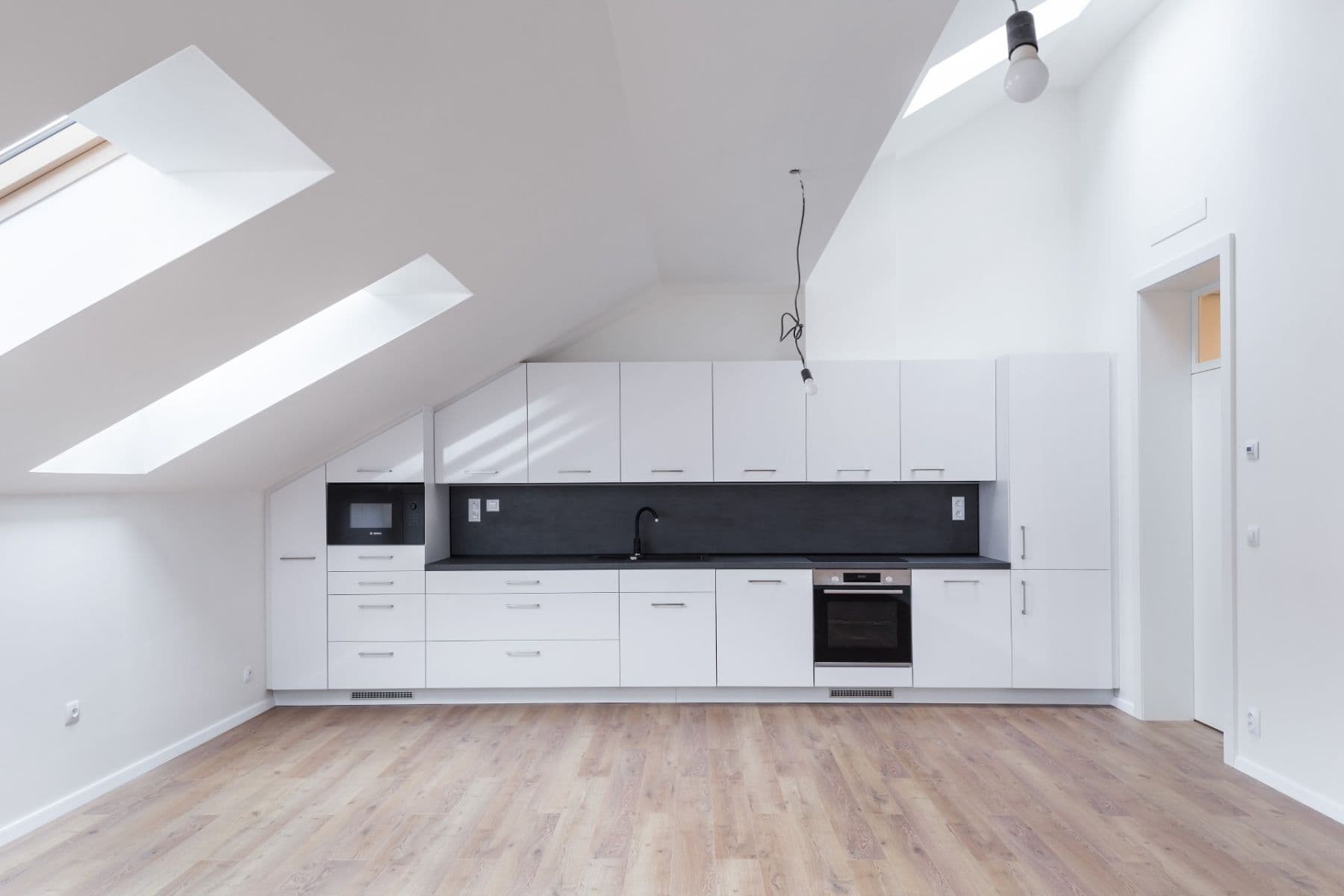 Pronájem bytu 2+kk 70 m², Neklanova, Praha, Praha Pronájem bytu 2+kk 70 m², Neklanova, Praha, Praha