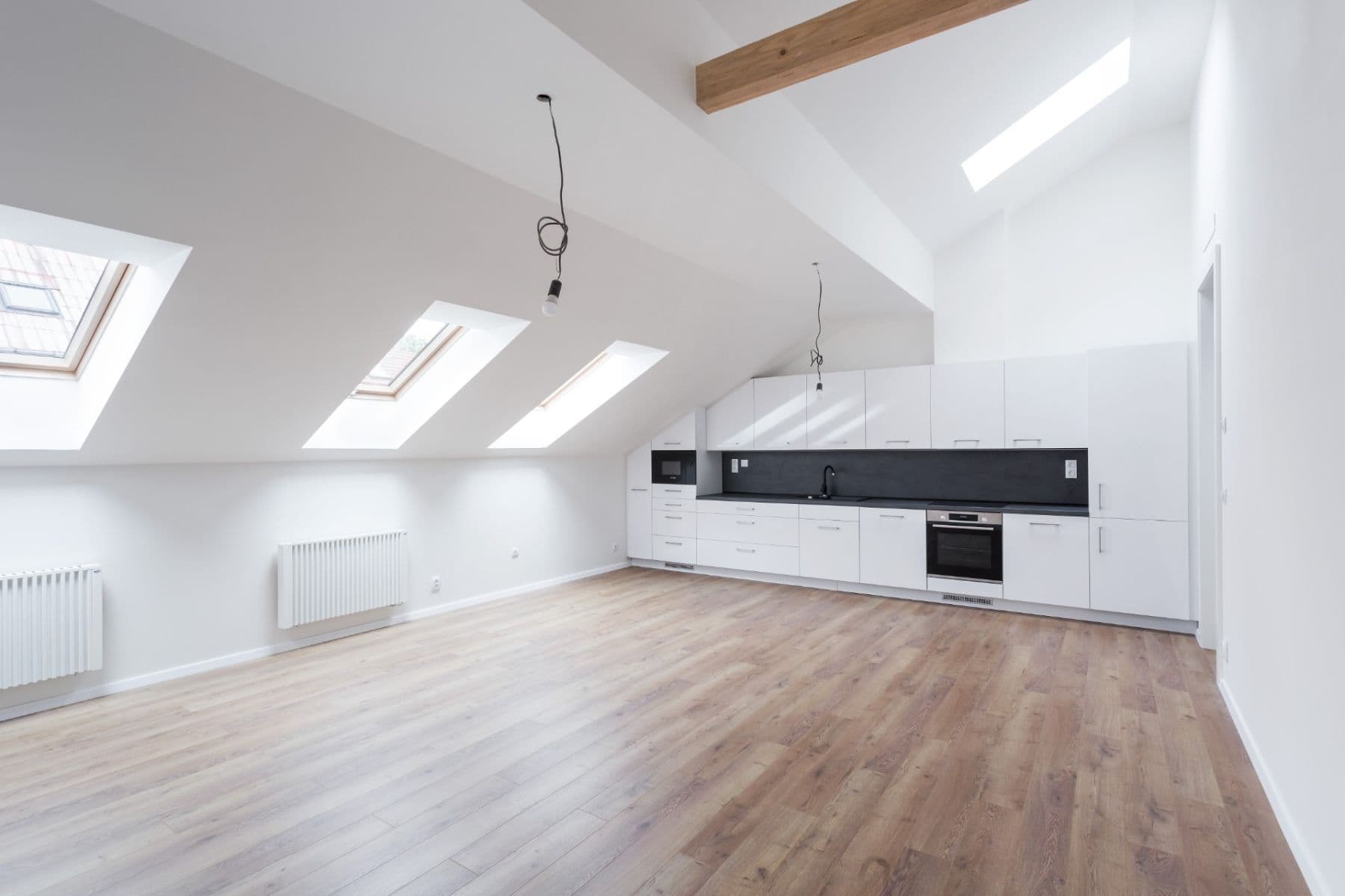 Pronájem bytu 2+kk 70 m², Neklanova, Praha, Praha Pronájem bytu 2+kk 70 m², Neklanova, Praha, Praha