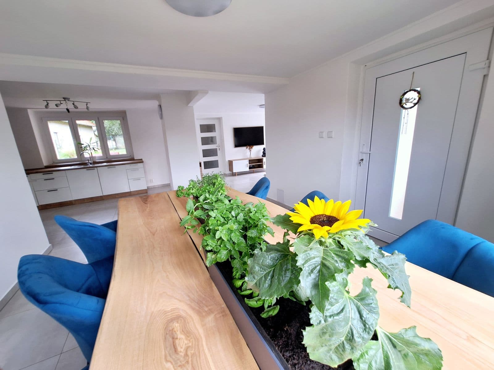 Prodej domu 162 m², pozemek 735 m², Horní Kruty, Středočeský kraj Prodej domu 162 m², pozemek 735 m², Horní Kruty, Středočeský kraj