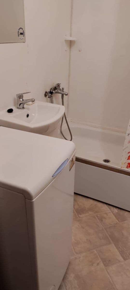 Pronájem bytu Garsoniéra 29 m², Semická, Praha, Praha Pronájem bytu Garsoniéra 29 m², Semická, Praha, Praha