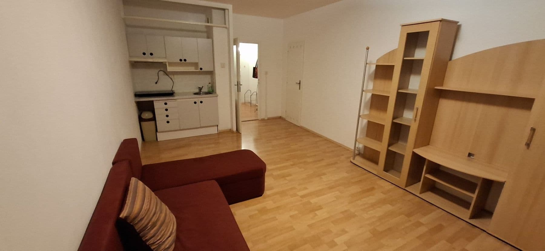 Pronájem bytu Garsoniéra 29 m², Semická, Praha, Praha Pronájem bytu Garsoniéra 29 m², Semická, Praha, Praha
