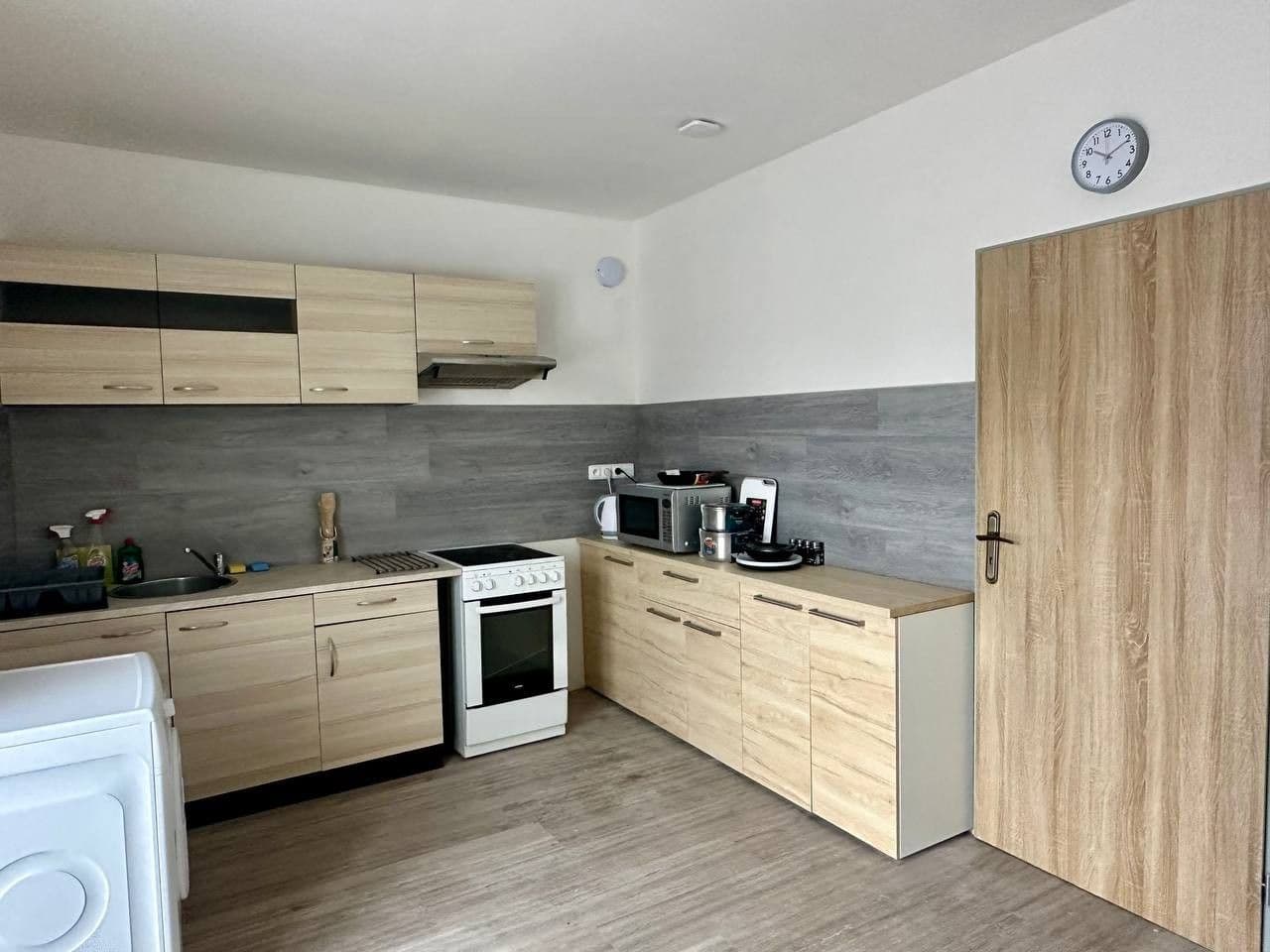 Pronájem bytu 3+1 85 m², Ivana Olbrachta, Kladno, Středočeský kraj Pronájem bytu 3+1 85 m², Ivana Olbrachta, Kladno, Středočeský kraj