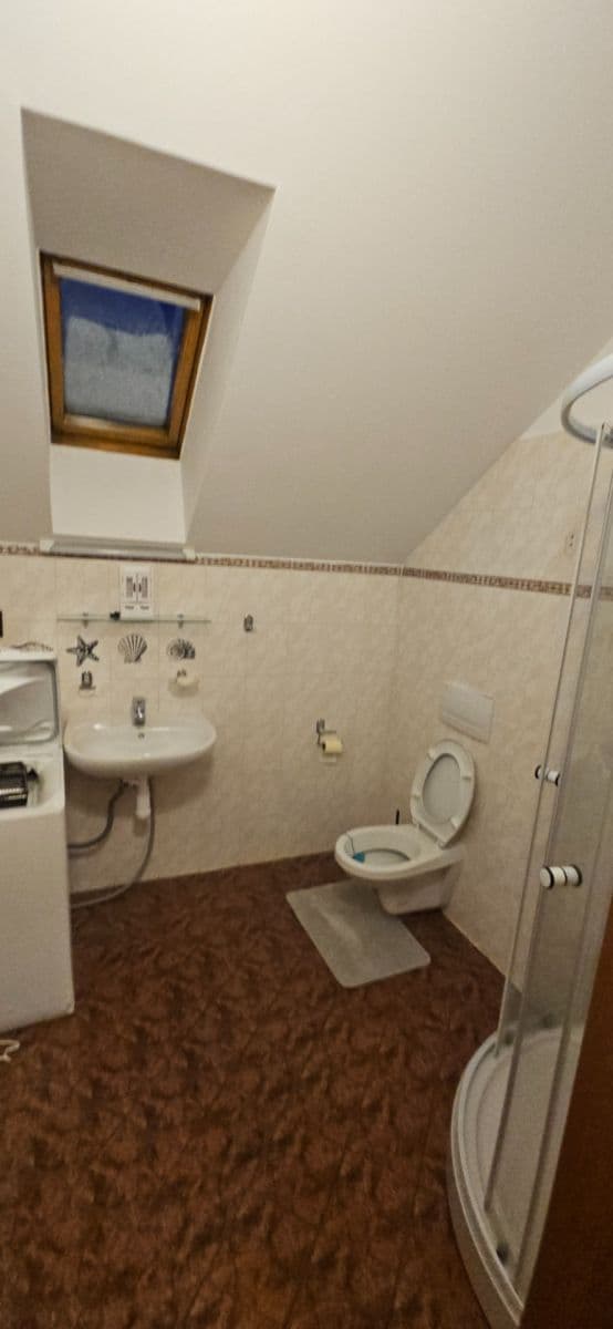 Pronájem bytu Garsoniéra 20 m², J. Štulíka, Zvole, Středočeský kraj Pronájem bytu Garsoniéra 20 m², J. Štulíka, Zvole, Středočeský kraj