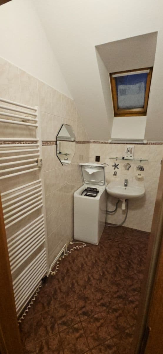 Pronájem bytu Garsoniéra 20 m², J. Štulíka, Zvole, Středočeský kraj Pronájem bytu Garsoniéra 20 m², J. Štulíka, Zvole, Středočeský kraj