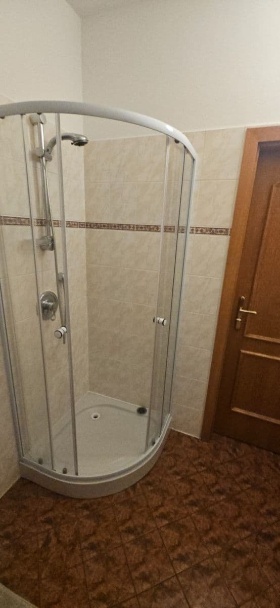 Pronájem bytu Garsoniéra 20 m², J. Štulíka, Zvole, Středočeský kraj Pronájem bytu Garsoniéra 20 m², J. Štulíka, Zvole, Středočeský kraj