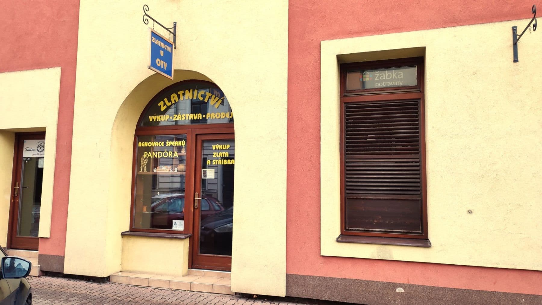 Pronájem nebytového prostoru 20 m², Smilova, Pardubice, Pardubický kraj Pronájem nebytového prostoru 20 m², Smilova, Pardubice, Pardubický kraj