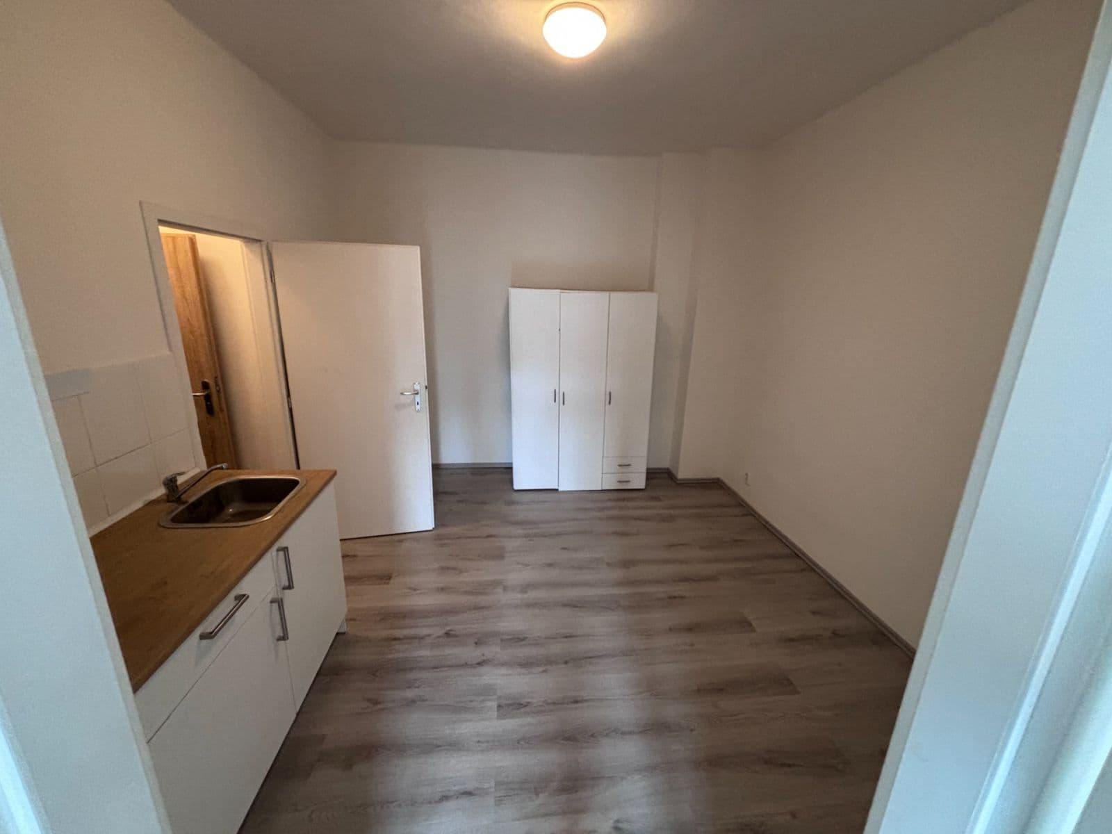 Pronájem bytu 2+kk 35 m², Kladenská, Praha, Praha Pronájem bytu 2+kk 35 m², Kladenská, Praha, Praha