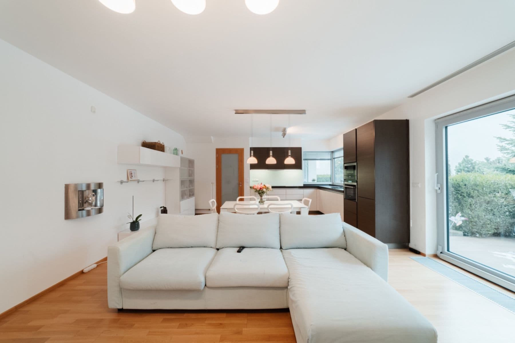 Prodej domu 139 m², pozemek 337 m², Terasy IV, Unhošť, Středočeský kraj Prodej domu 139 m², pozemek 337 m², Terasy IV, Unhošť, Středočeský kraj