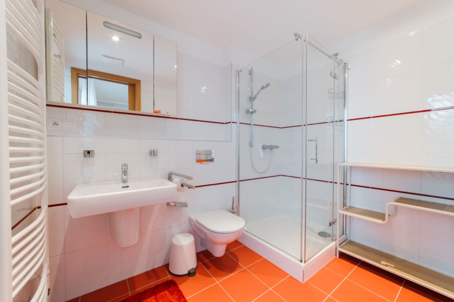 Prodej domu 139 m², pozemek 337 m², Terasy IV, Unhošť, Středočeský kraj Prodej domu 139 m², pozemek 337 m², Terasy IV, Unhošť, Středočeský kraj