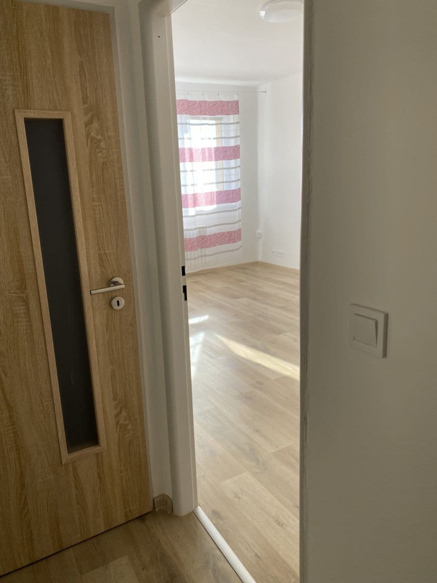 Pronájem bytu 2+1 60 m², Polní, Jihlava, Kraj Vysočina Pronájem bytu 2+1 60 m², Polní, Jihlava, Kraj Vysočina