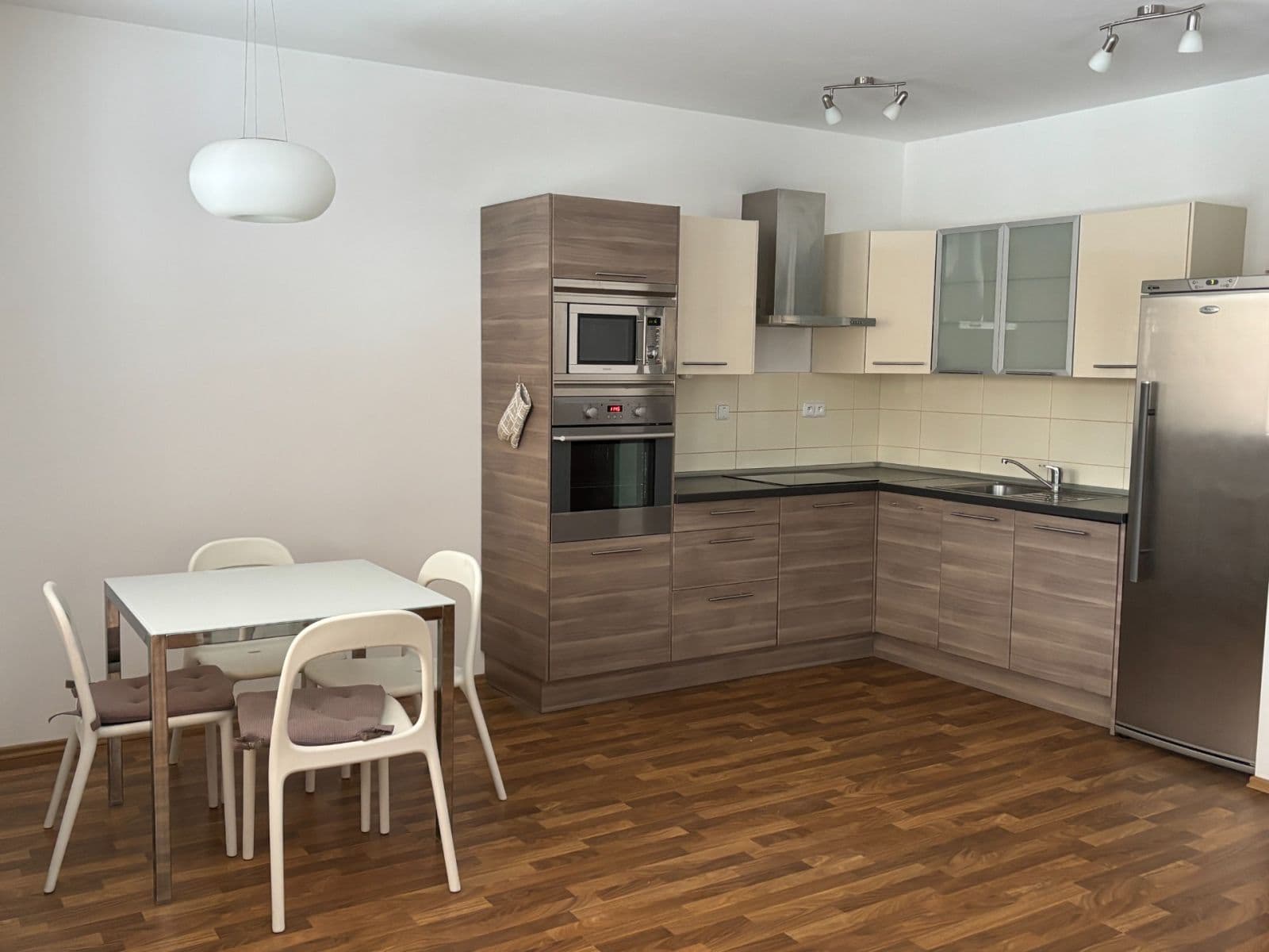 Pronájem bytu 2+kk 59 m², Jitravská, Praha, Praha Pronájem bytu 2+kk 59 m², Jitravská, Praha, Praha