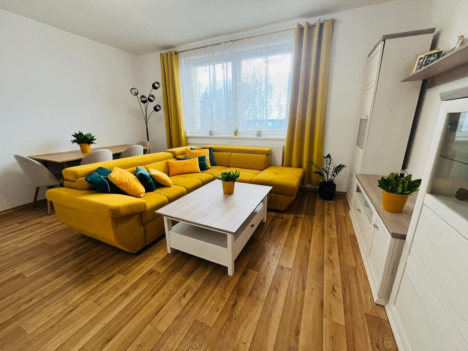 Pronájem bytu 3+1 73 m², Školní, Opatovice nad Labem, Pardubický kraj Pronájem bytu 3+1 73 m², Školní, Opatovice nad Labem, Pardubický kraj