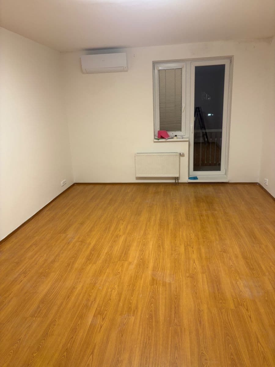 Pronájem bytu 2+kk 65 m², Vyšehořovická, Nehvizdy, Středočeský kraj Pronájem bytu 2+kk 65 m², Vyšehořovická, Nehvizdy, Středočeský kraj