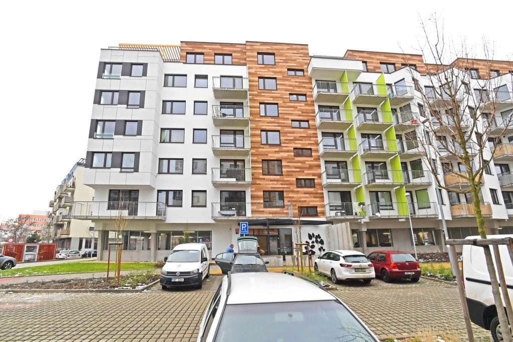 Prodej bytu 1+kk 40 m², Makedonská, Praha, Praha Prodej bytu 1+kk 40 m², Makedonská, Praha, Praha