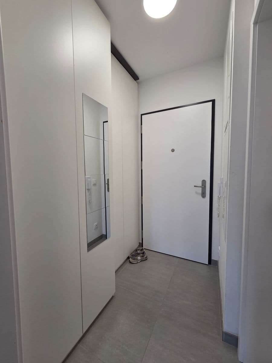 Pronájem bytu 35 m², Olgy Havlové, Praha, Praha Pronájem bytu 35 m², Olgy Havlové, Praha, Praha