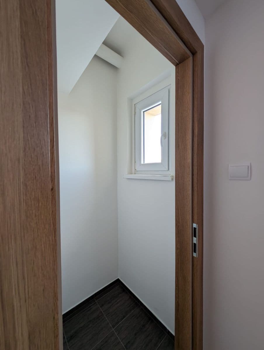 Pronájem bytu 2+1 69 m², U Třetí baterie, Praha, Praha Pronájem bytu 2+1 69 m², U Třetí baterie, Praha, Praha